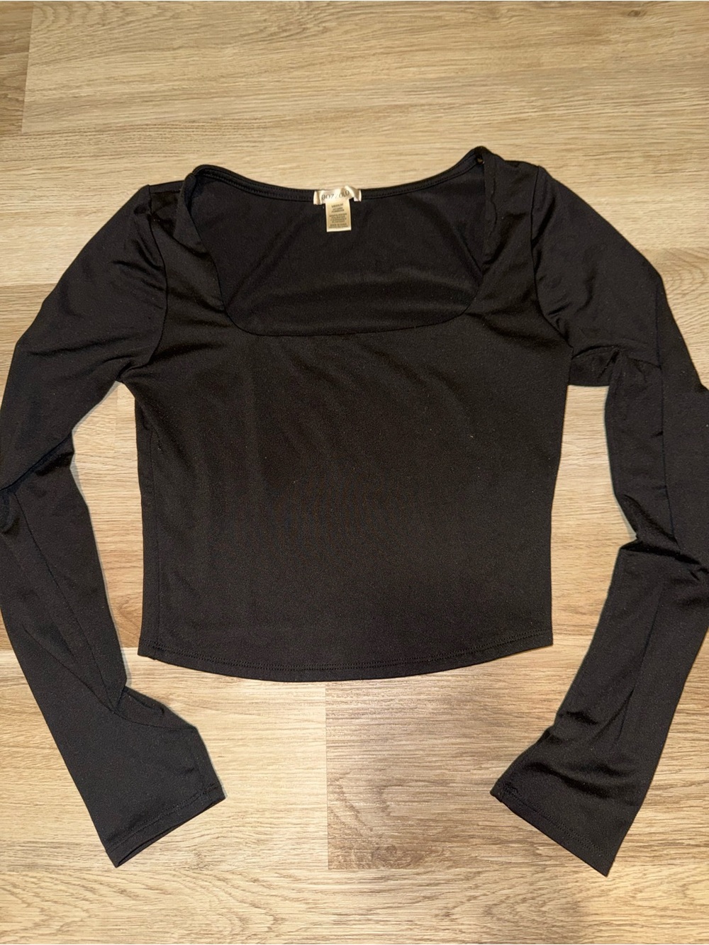 Bozzolo Black Long-Sleeve Square Neck Top
